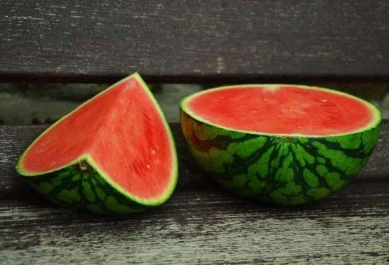 娱乐吃瓜音效怎么弄